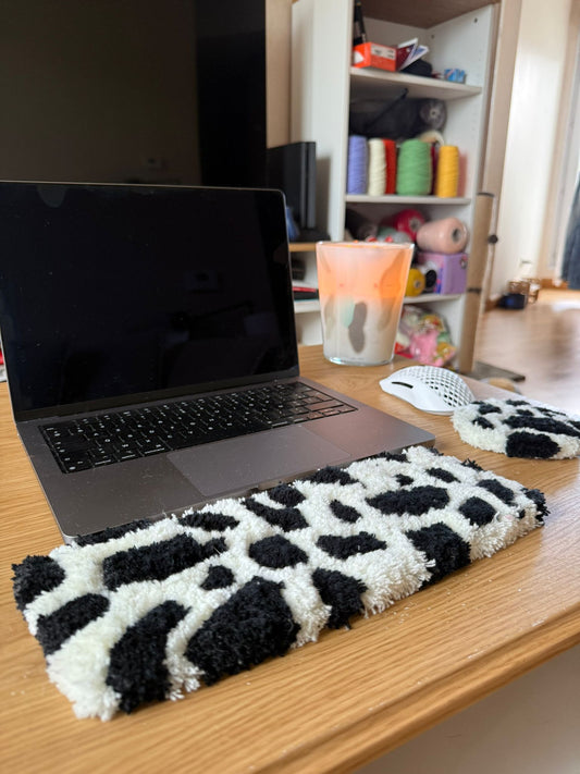 Set tufté motif vache – 30 × 10 cm